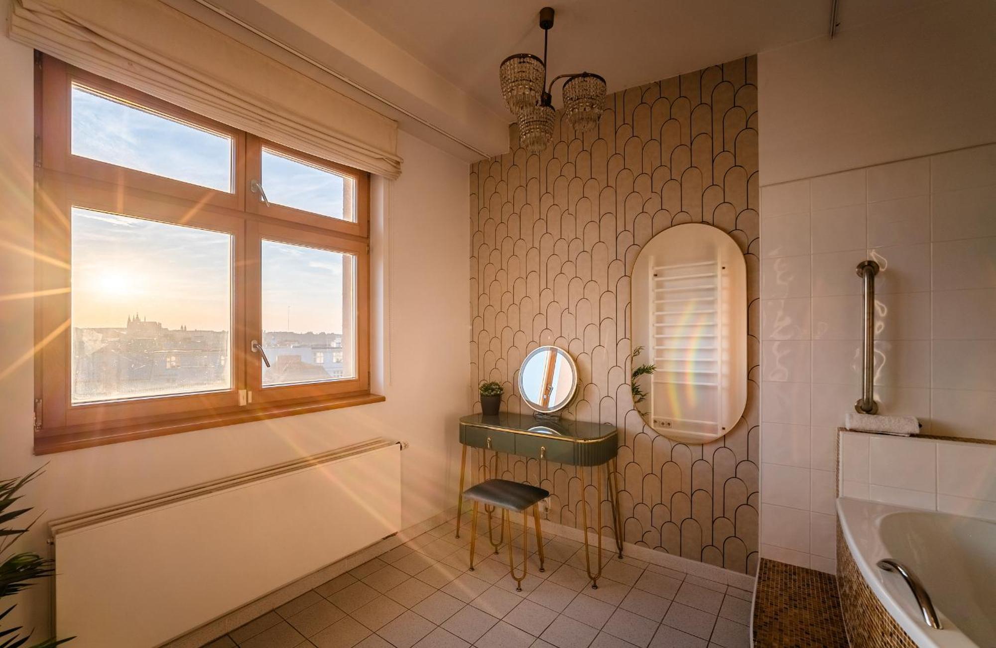 A/c Lux Rooftop 6br+3.5bath Wenceslas Square דירה