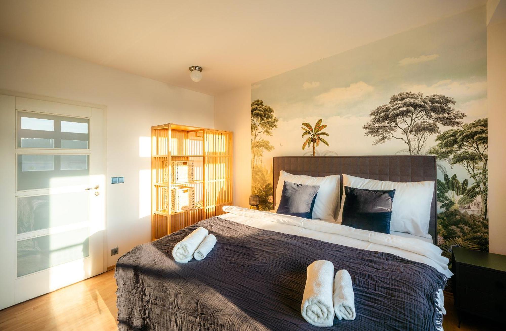 A/c Lux Rooftop 6br+3.5bath Wenceslas Square * פראג